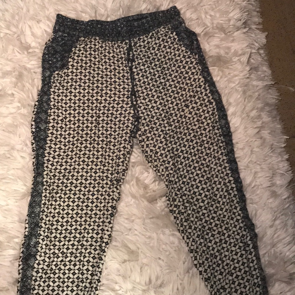 Stretchy lounge pants